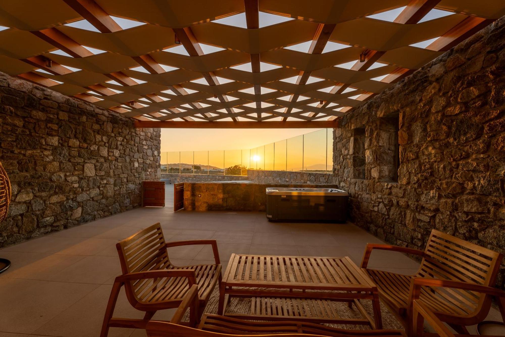 Regency Sunset Suites Mykonos Town Екстериор снимка